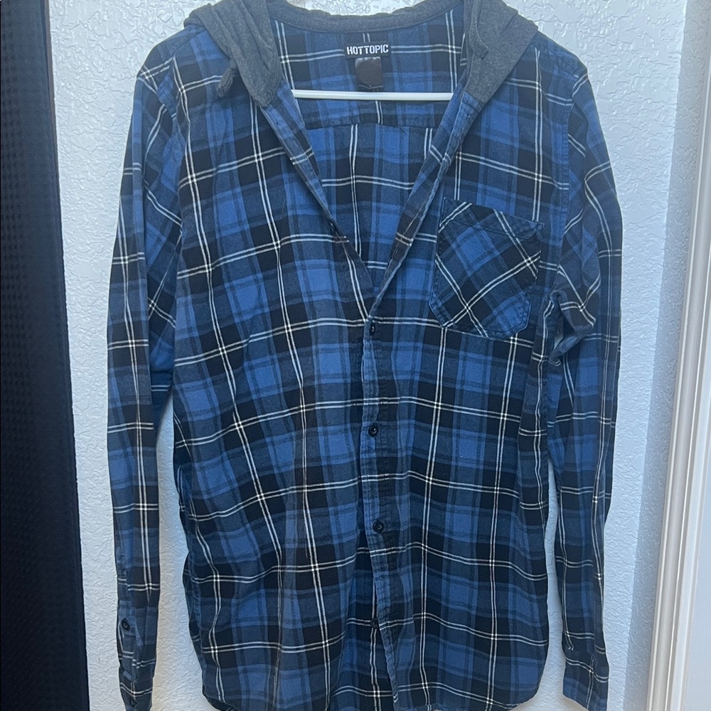 Hot Topic Black and Blue Plaid Casual Shirt